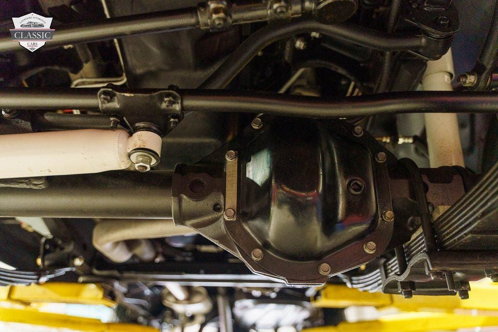 1991 Jeep Grand Wagoneer Base