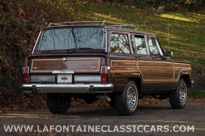 1991 Jeep Grand Wagoneer Base