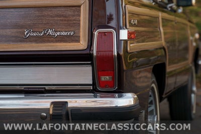 1991 Jeep Grand Wagoneer Base