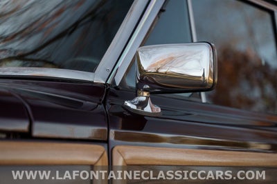 1991 Jeep Grand Wagoneer Base