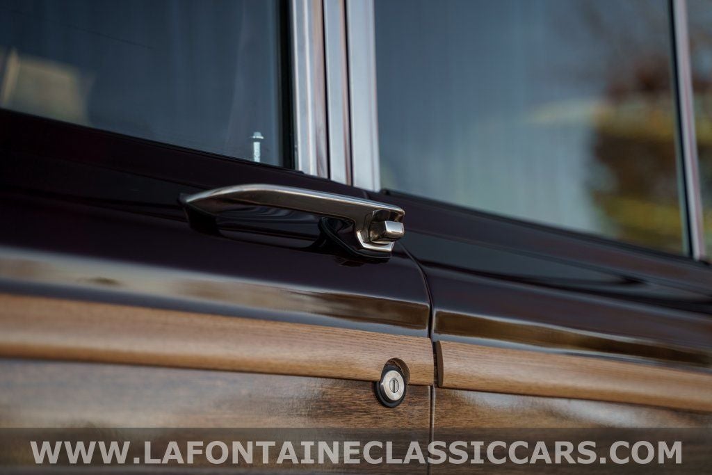 1991 Jeep Grand Wagoneer Base
