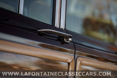 1991 Jeep Grand Wagoneer Base