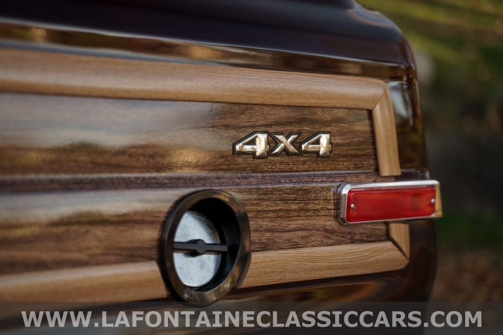 1991 Jeep Grand Wagoneer Base