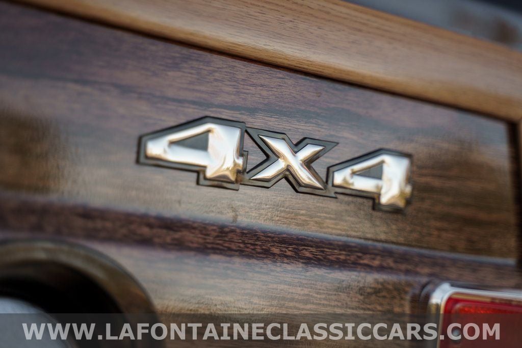 1991 Jeep Grand Wagoneer Base