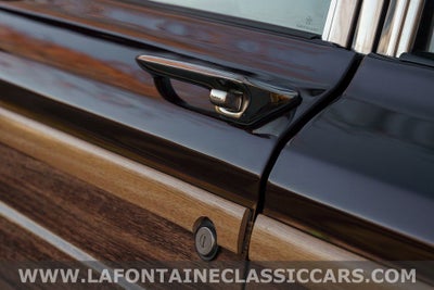 1991 Jeep Grand Wagoneer Base