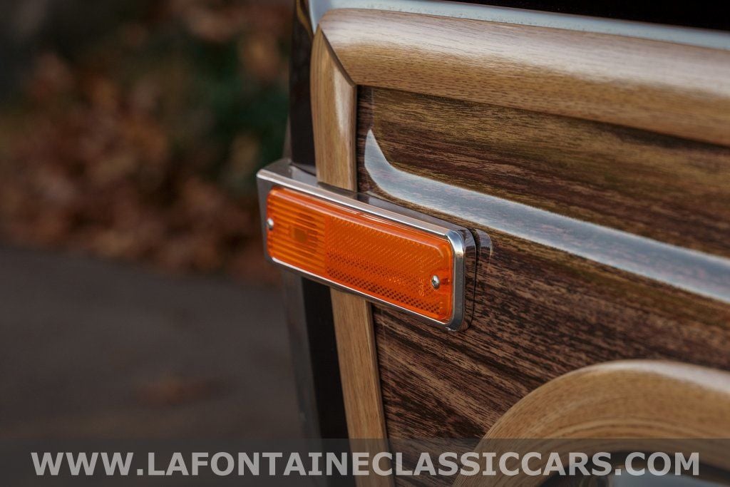 1991 Jeep Grand Wagoneer Base