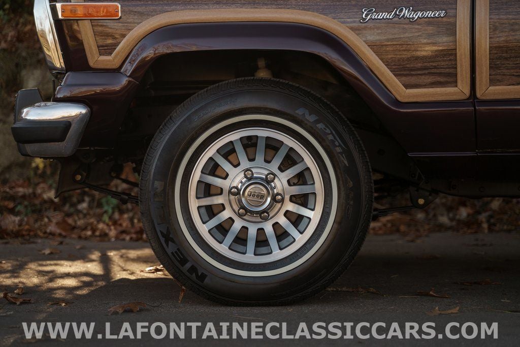 1991 Jeep Grand Wagoneer Base