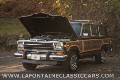 1991 Jeep Grand Wagoneer Base
