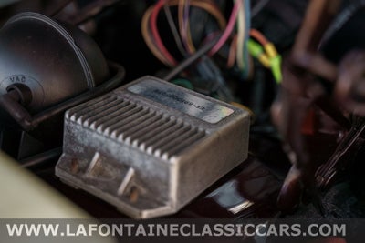 1991 Jeep Grand Wagoneer Base