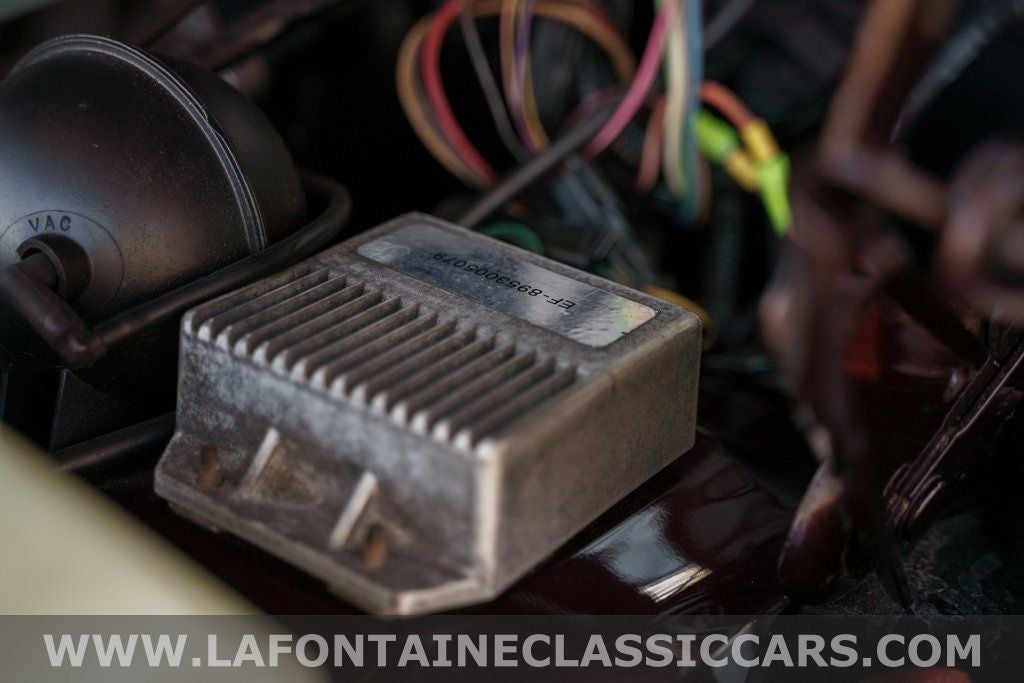 1991 Jeep Grand Wagoneer Base