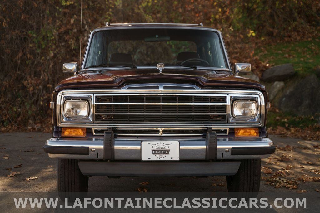 1991 Jeep Grand Wagoneer Base