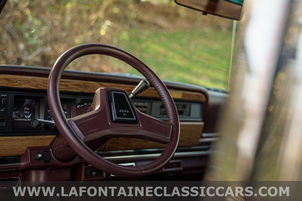 1991 Jeep Grand Wagoneer Base