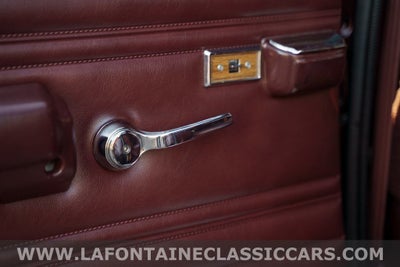 1991 Jeep Grand Wagoneer Base