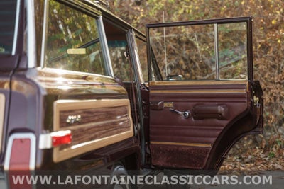 1991 Jeep Grand Wagoneer Base