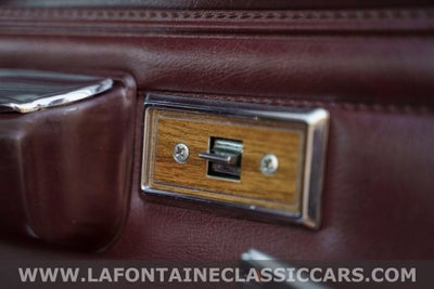 1991 Jeep Grand Wagoneer Base