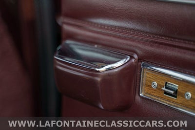 1991 Jeep Grand Wagoneer Base