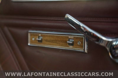 1991 Jeep Grand Wagoneer Base