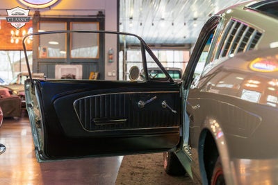 1965 Ford Mustang GT