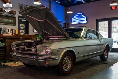 1965 Ford Mustang GT