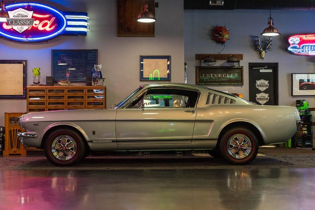 1965 Ford Mustang GT
