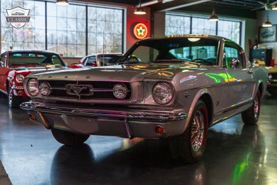 1965 Ford Mustang GT