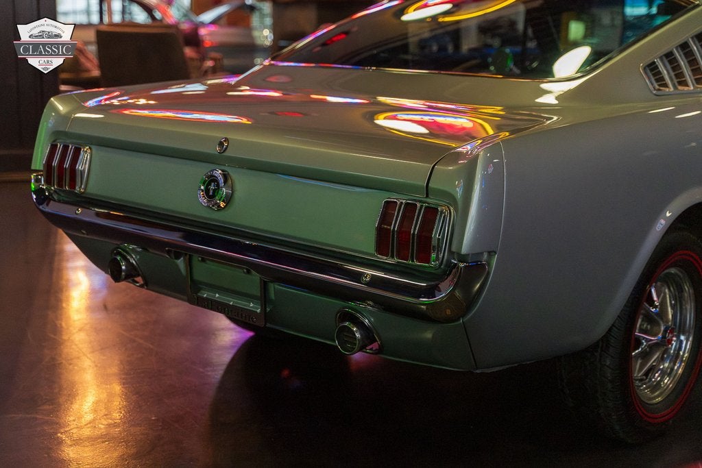 1965 Ford Mustang GT