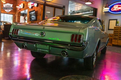 1965 Ford Mustang GT