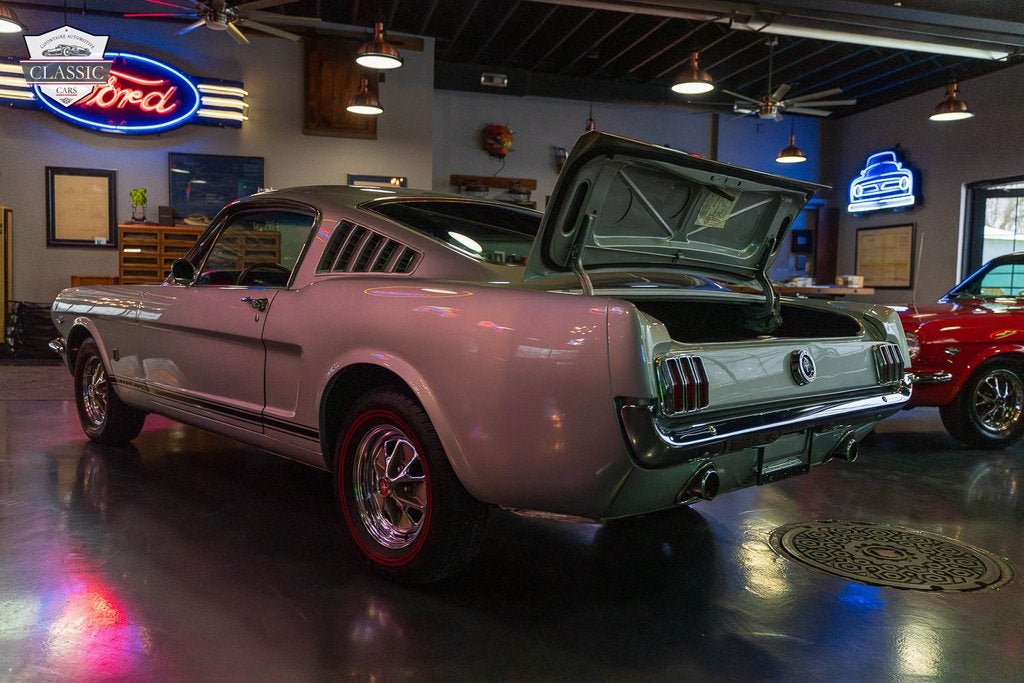 1965 Ford Mustang GT