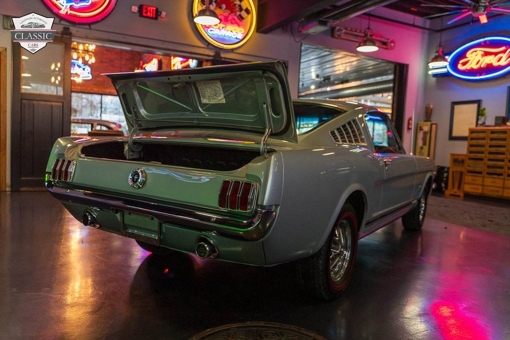 1965 Ford Mustang GT