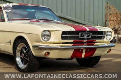 1965 Ford Mustang Base