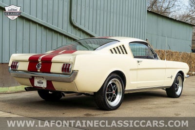 1965 Ford Mustang Base