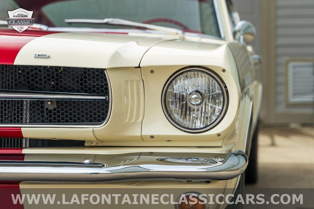 1965 Ford Mustang Base