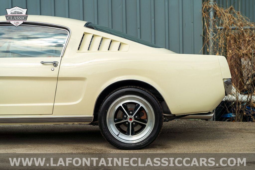 1965 Ford Mustang Base