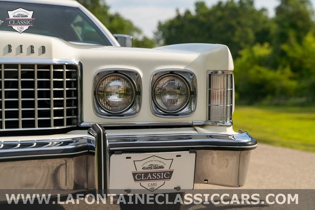 1976 Ford Thunderbird Base