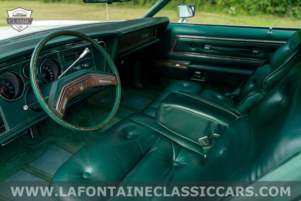 1976 Ford Thunderbird Base