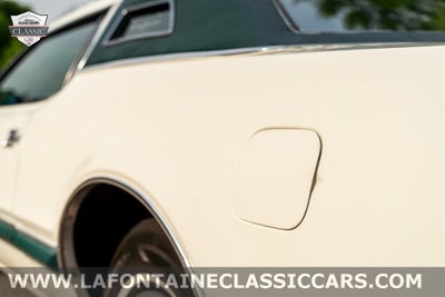 1976 Ford Thunderbird Base