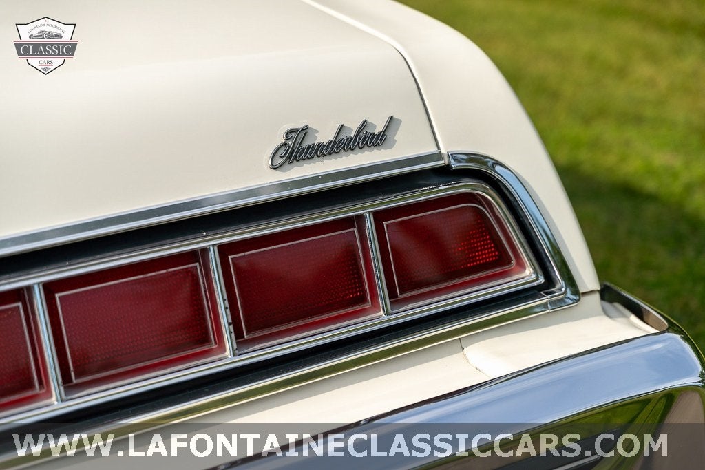 1976 Ford Thunderbird Base