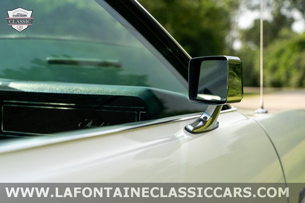 1976 Ford Thunderbird Base