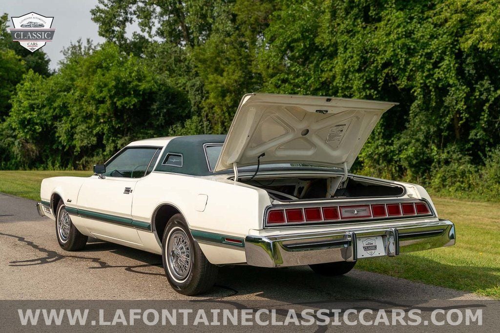 1976 Ford Thunderbird Base
