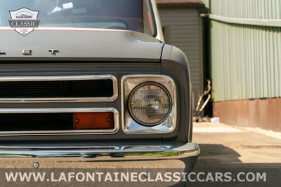 1967 Chevrolet C10 LS V8