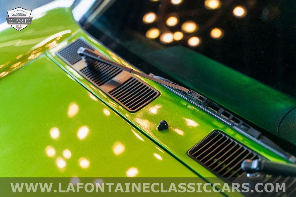 1972 DeTomaso Pantera Base
