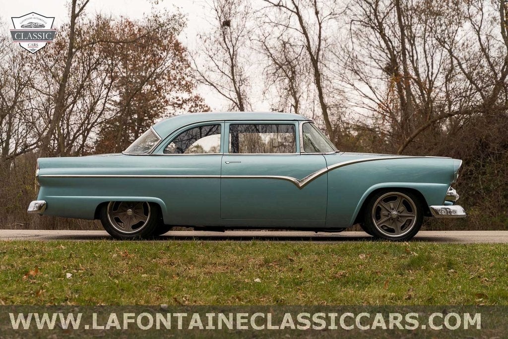 1955 Ford Fairlane Base