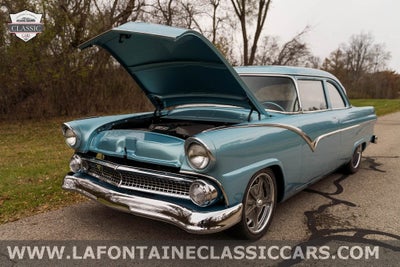 1955 Ford Fairlane Base
