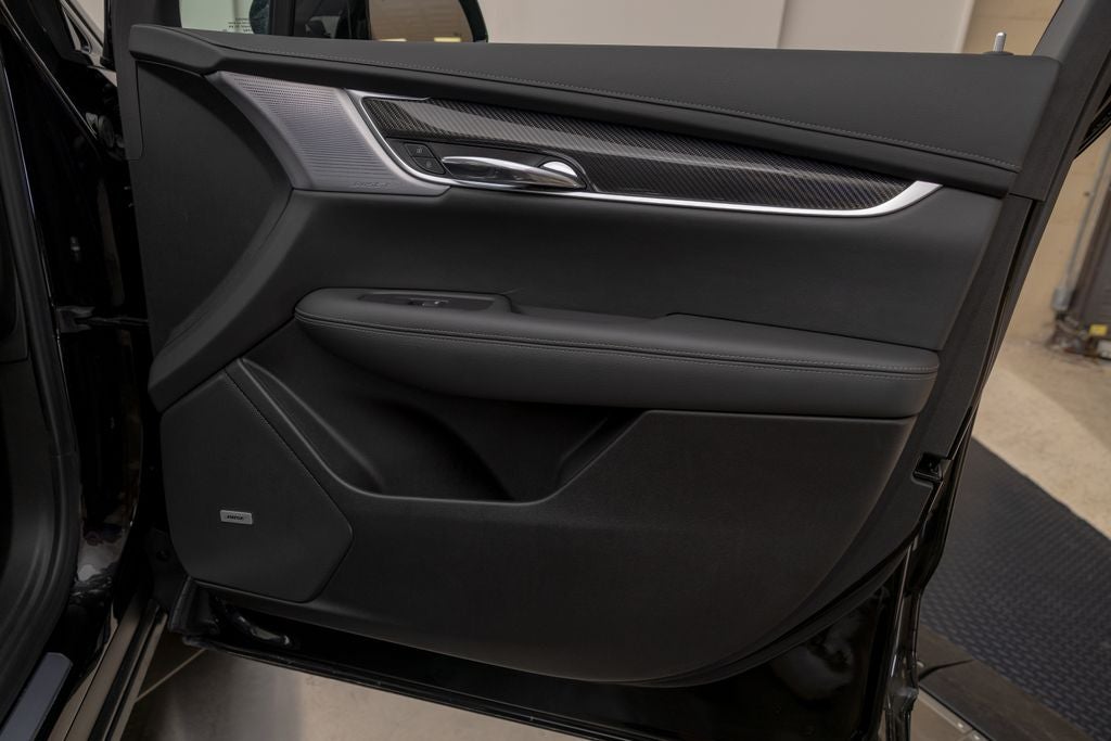 2025 Cadillac XT6 Sport