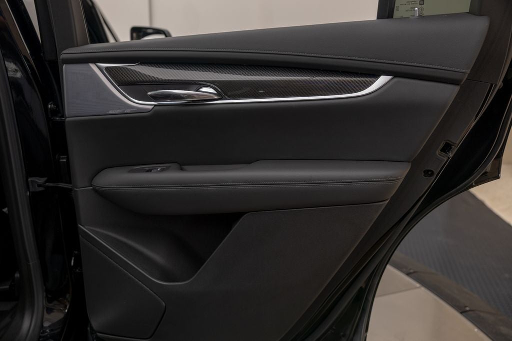 2025 Cadillac XT6 Sport