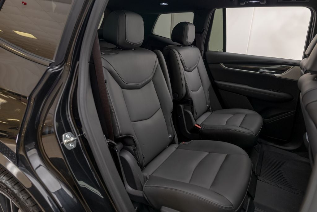 2025 Cadillac XT6 Sport