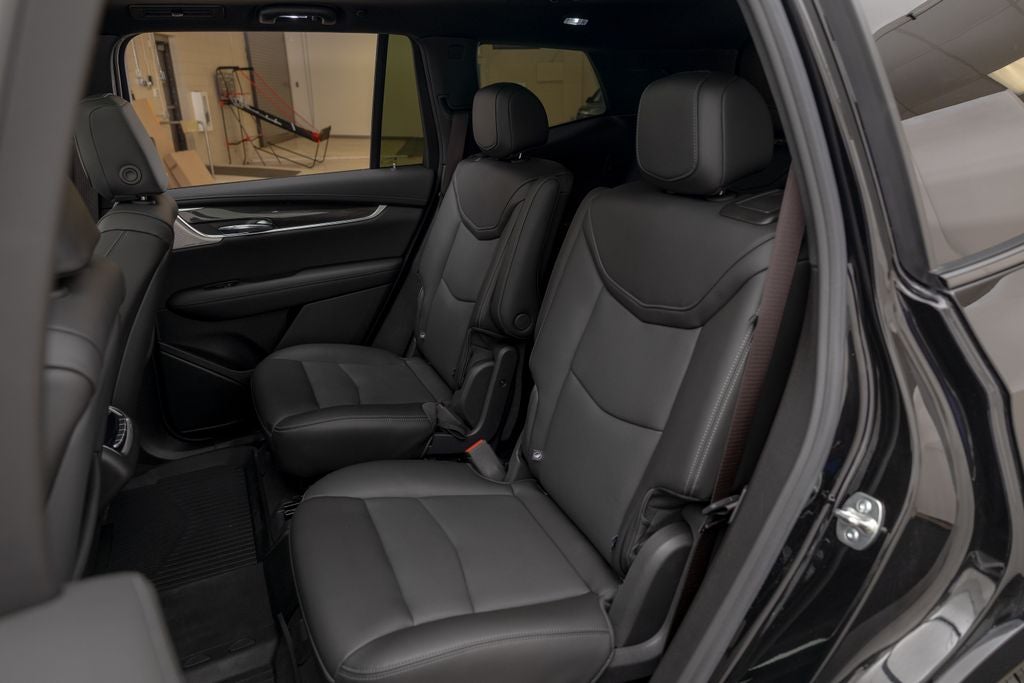 2025 Cadillac XT6 Sport
