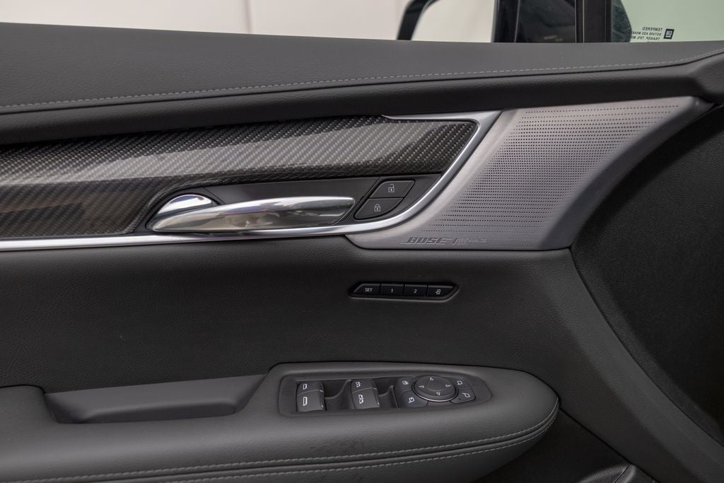 2025 Cadillac XT6 Sport