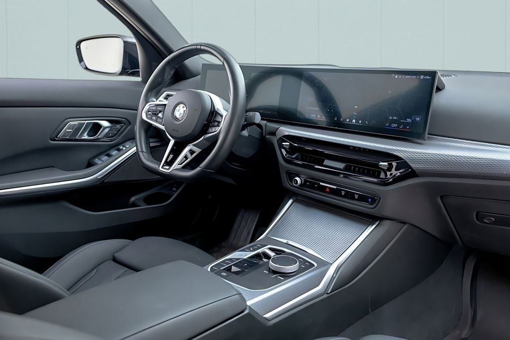 2025 BMW 3 Series 330i xDrive