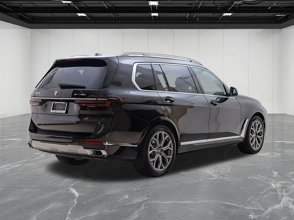 2023 BMW X7 xDrive40i